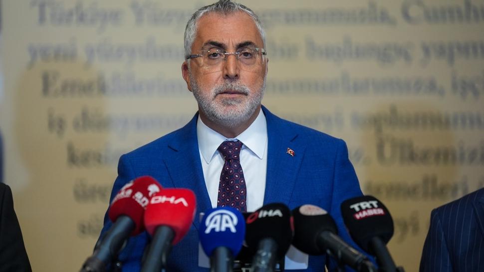 Bakan Ikhan'dan memur zamm aklamas: Hakem Kurulu'nun kararna herkes sayg gsterecek