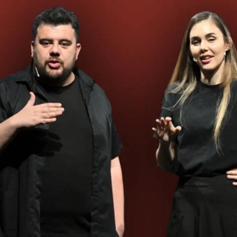 Berfu ve Eser Yenenler sosyal medyada alay konusu oldu! Akm videosu ekmek isterken...