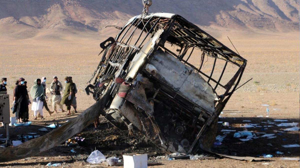 Afganistan Trafik Kazas Otobs Gmen fotoraflar resimleri