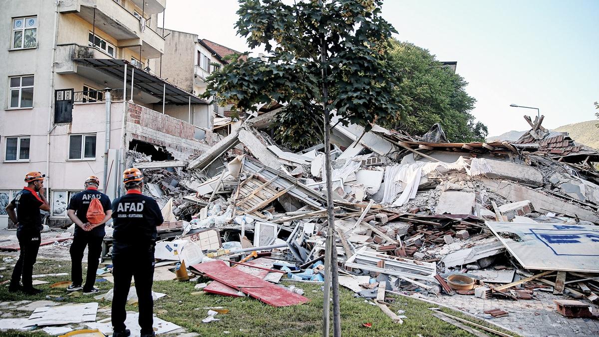 DASK hasar demesi polie yrrlkte fotoraflar resimleri