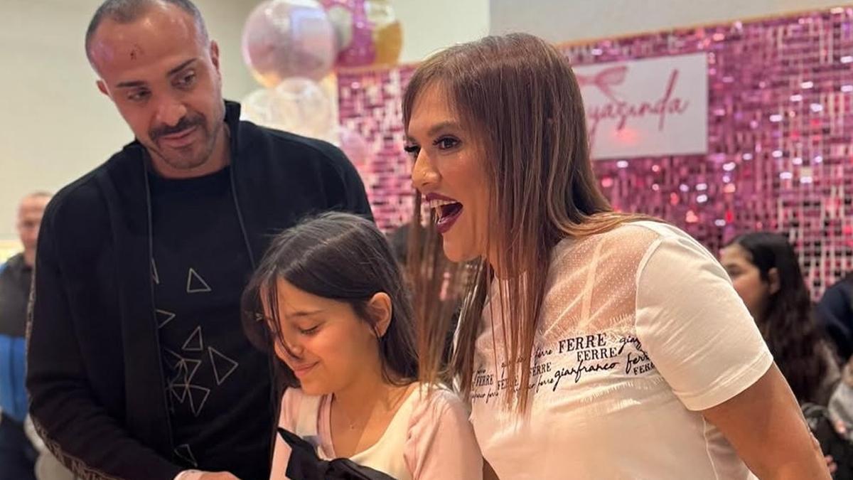 demet akaln demet akaln kz demet akaln hira magazin fotoraflar resimleri
