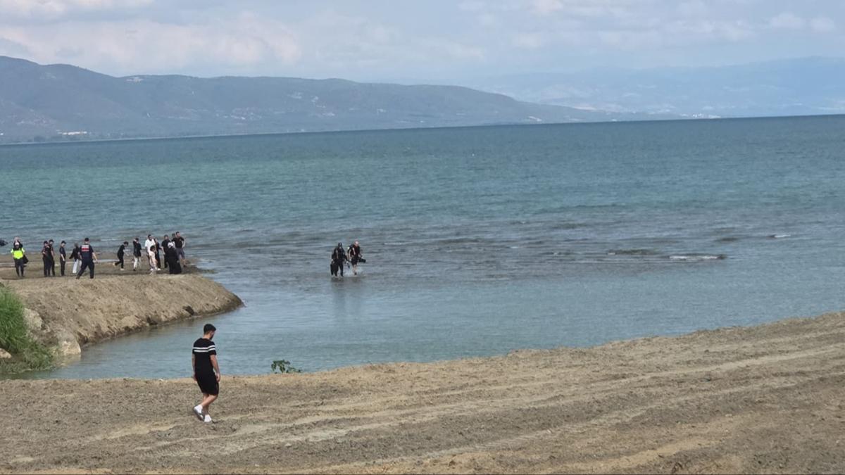 znik Gl Cansz bedeni fotoraflar resimleri