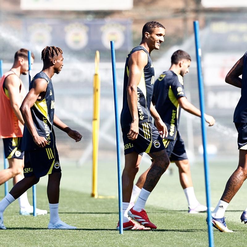 Fenerbahe, Kocaelispor hazrlklarna ara vermeden balad