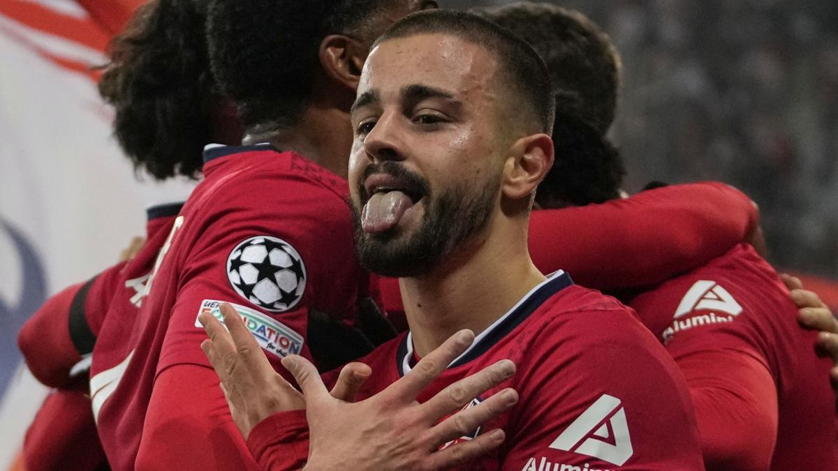  Juventus  Zhegrova Transfer fotoraflar resimleri
