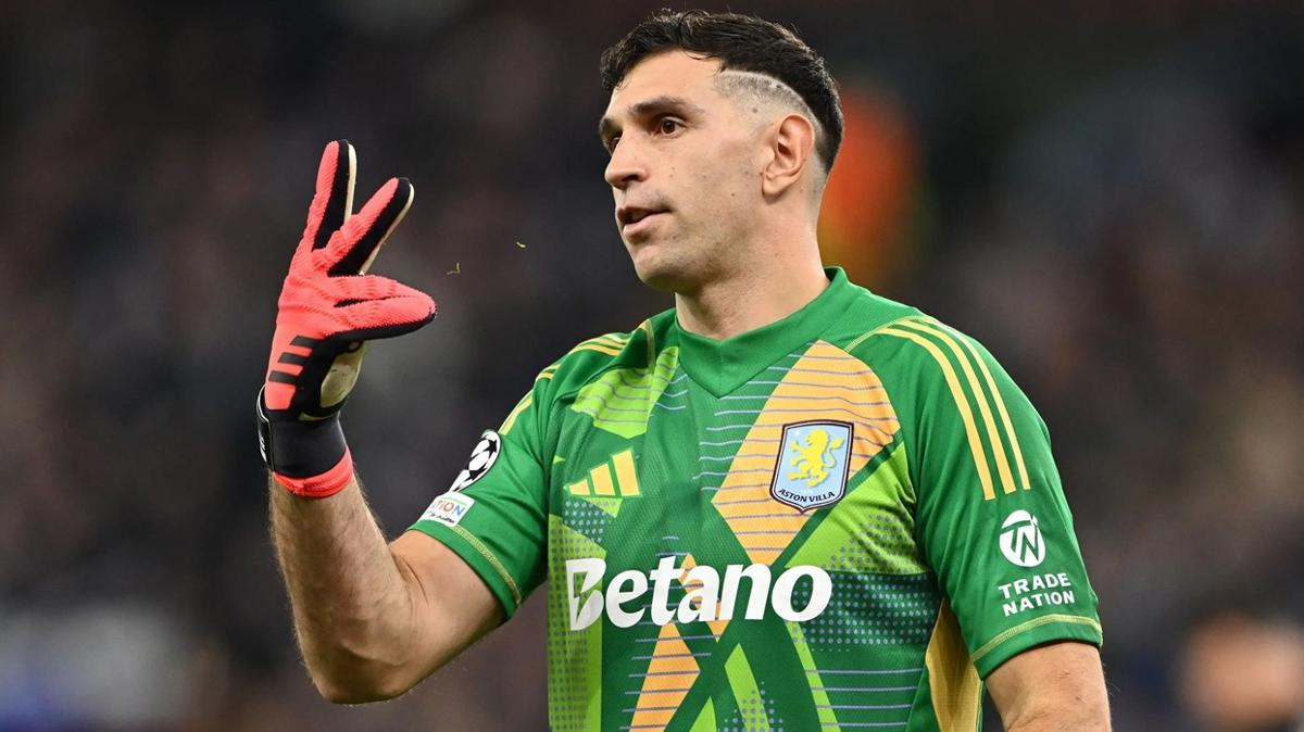 Emiliano Martinez manchester united transfer fotoraflar resimleri