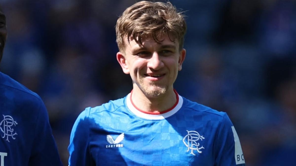 rdvan ylmaz rangers beikta transfer fotoraflar resimleri