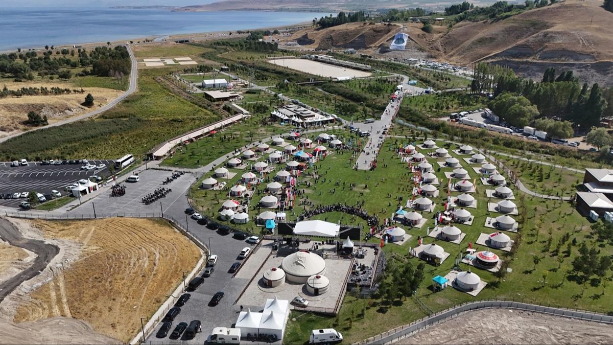 Bitlisin Ahlat Malazgirt Zaferi 954 yil donumu fotoraflar resimleri