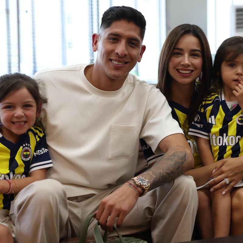 Edson Alvarez, Fenerbahe'nin 2. Meksikal oyuncusu oldu