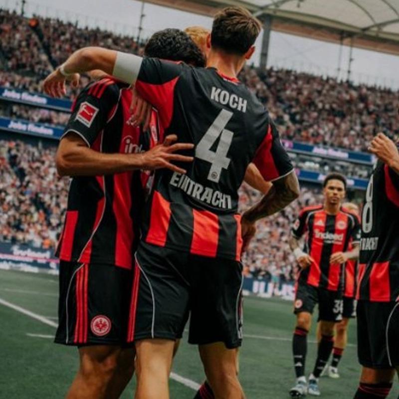 Eintracht Frankfurt'tan Werder Bremen karsnda 4 goll galibiyet