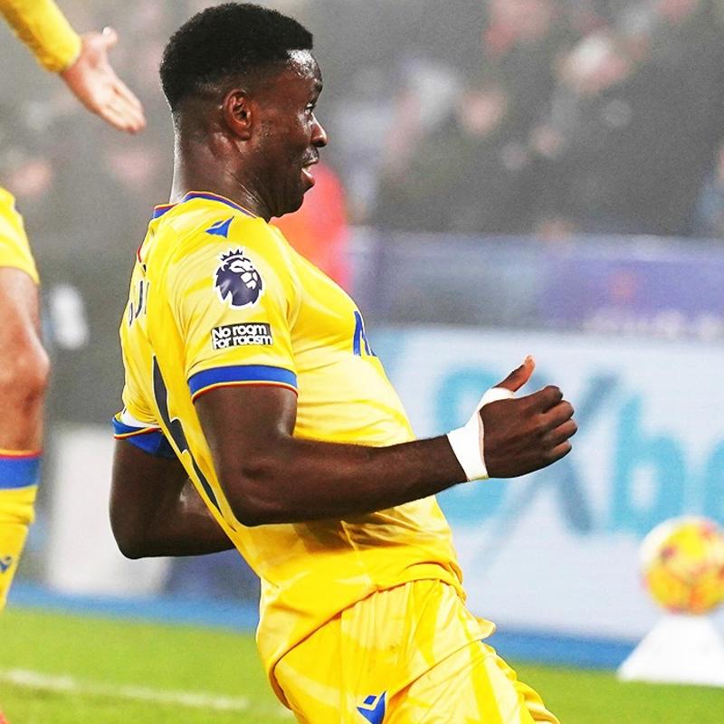 Liverpool Marc Guehi'yi gzne kestirdi