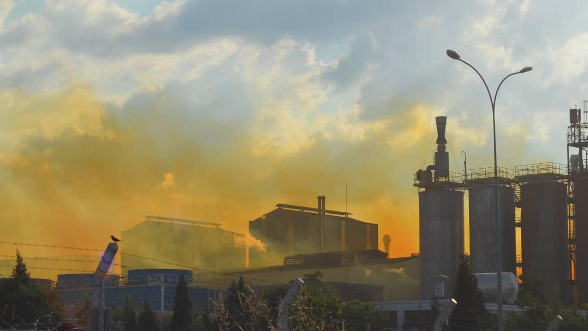 tekstil fabrikas asit saldrs ii yaralanmas fotoraflar resimleri