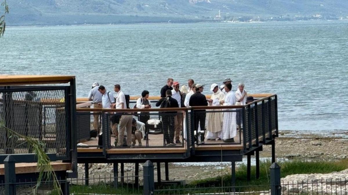 Batk Bazilika Papa Ziyareti Turist Akn fotoraflar resimleri