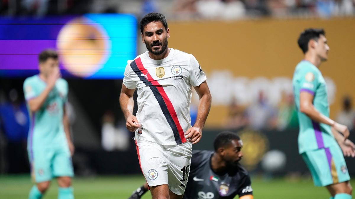 pep guardiola manchester city futbol fotoraflar resimleri