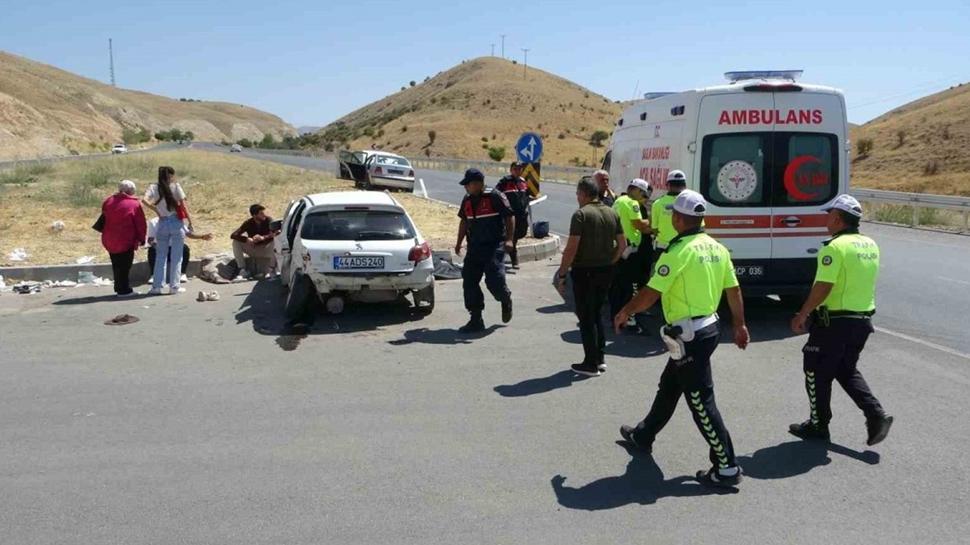 Malatya'da feci kaza: 1 l, 4 yaral