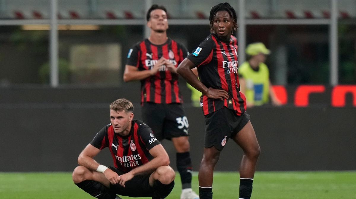 milan serie a cremonese fotoraflar resimleri