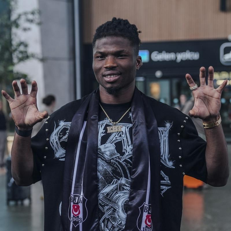 Beikta'tan bir transfer daha! El Bilal Toure resmen akland