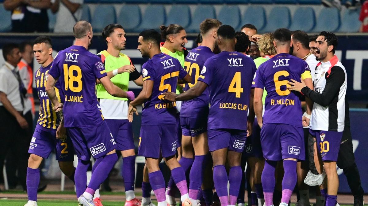 Eypspor  Sper Lig  Alanyaspor ma fotoraflar resimleri