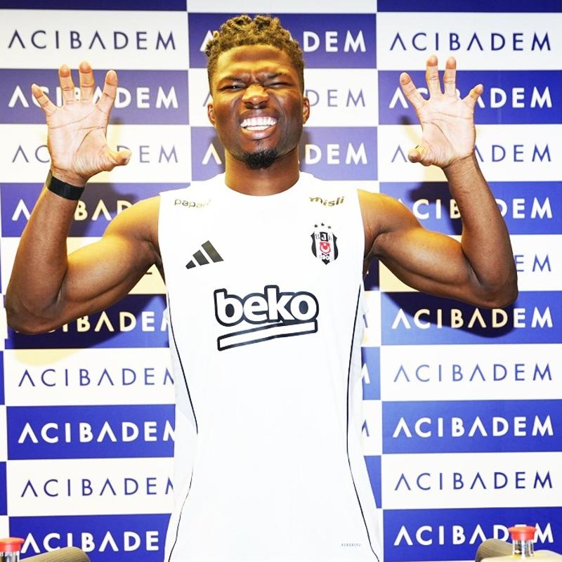 Beikta'n yeni transferi El Bilal Toure, salk kontrolnden geti