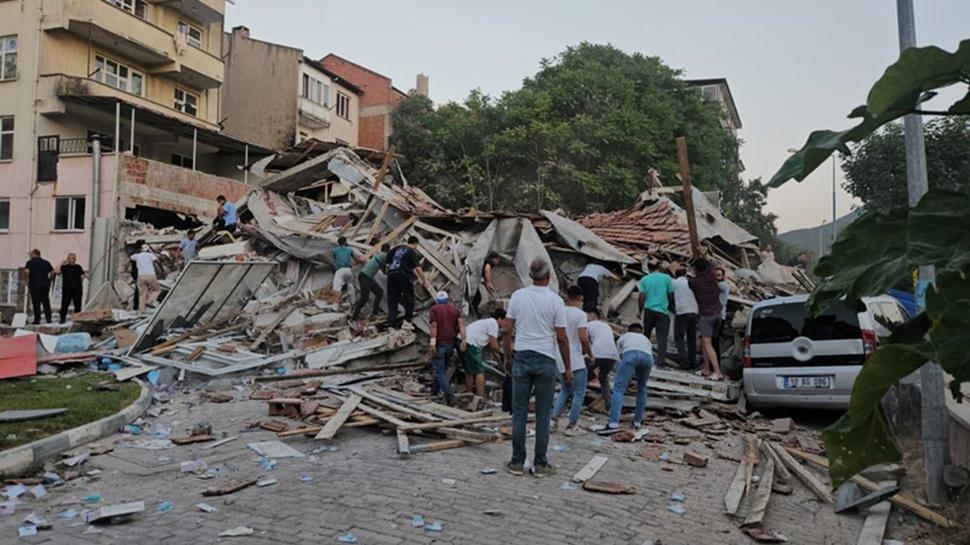 Sındırgı'da "ters artçı" sağanağı