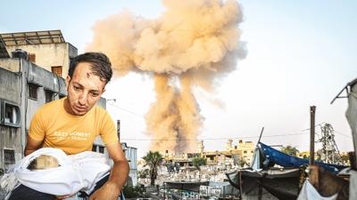 Hastaneyi de yardma gideni de vurdu... 5'i gazeteci 20 l