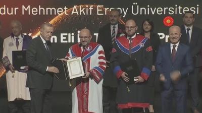 Rektrln yapt niversitenin rencisi oldu