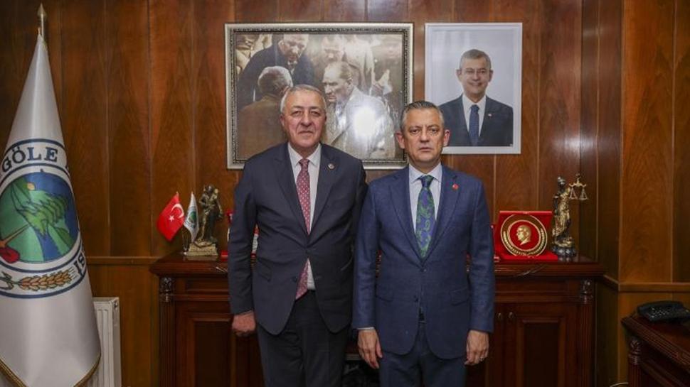 Yaprak dkm sryor... CHP'de bir istifa daha!