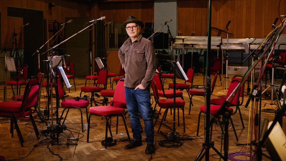 Çağdaş klasik müziğin en önemli isimlerinden Ludovico Einaudi yeniden İstanbul'da!