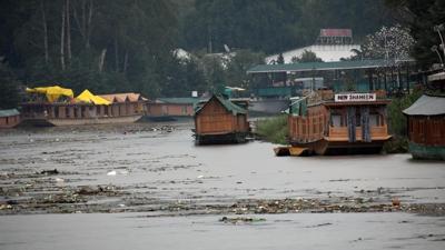 Hindistan'da yaanan felakette 34 kii ld