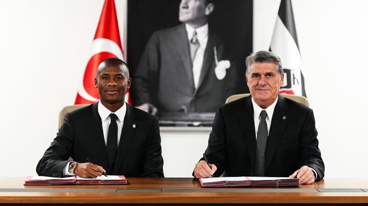 Tiago Djalo Beikta Portekizli futbolcu fotoraflar resimleri