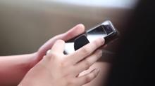 Yasa tasars kabul edildi: Ders saatlerinde telefon yasakland