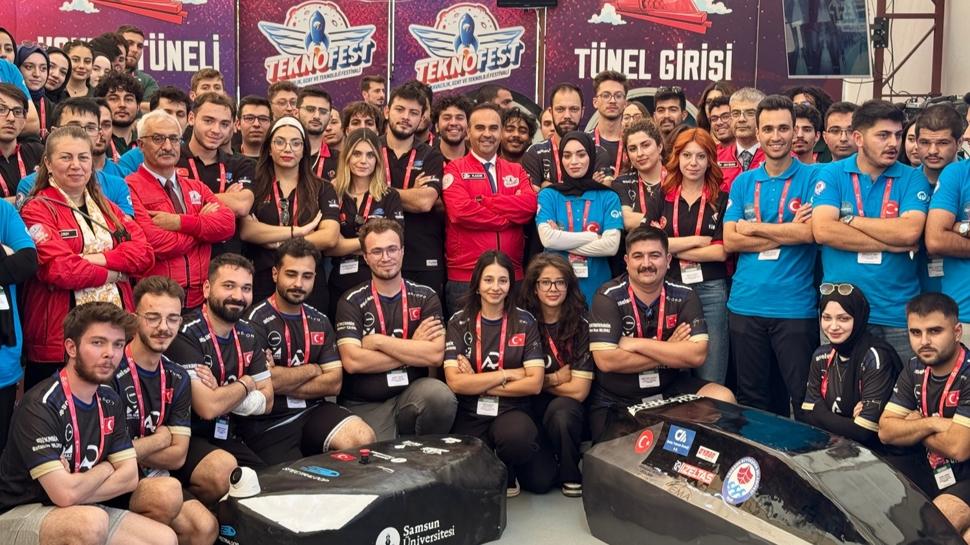 Bakan Kacır'dan çarpıcı mesaj! Türkiye özgüven devrimi ile sınıf atladı