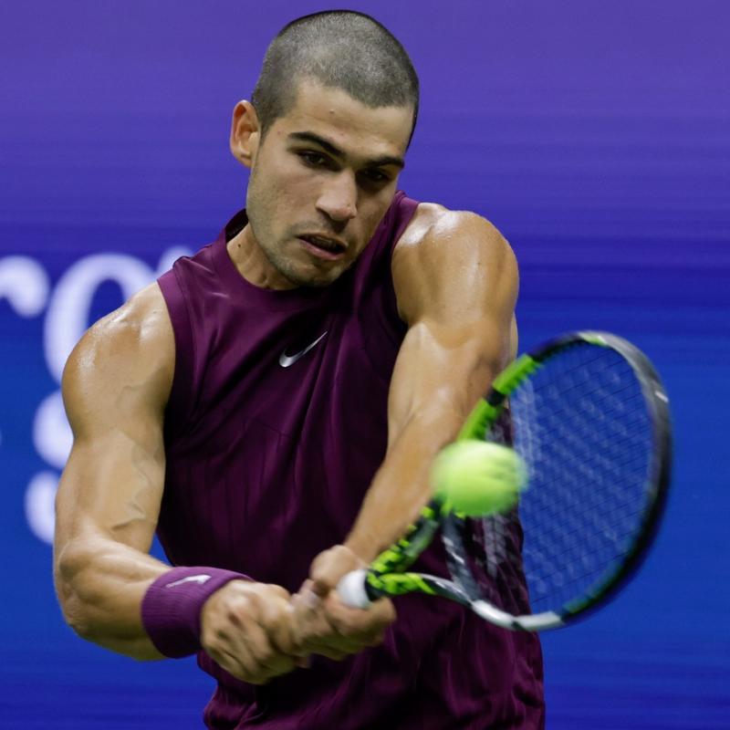 Carlos Alcaraz ve Aryna Sabalenka, ABD Ak'ta nc tura ykseldi