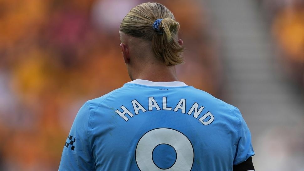 Erling Haaland formasındaki ismi değiştirdi