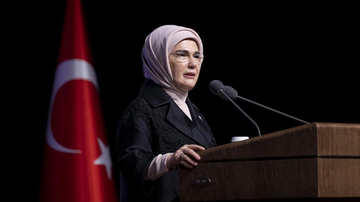 Emine Erdoan ule Yksel enler NSosyal fotoraflar resimleri
