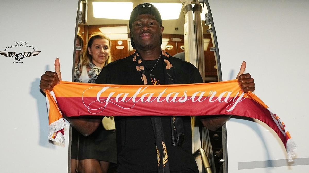 Galatasaray transfer Wilfried Singo fotoraflar resimleri