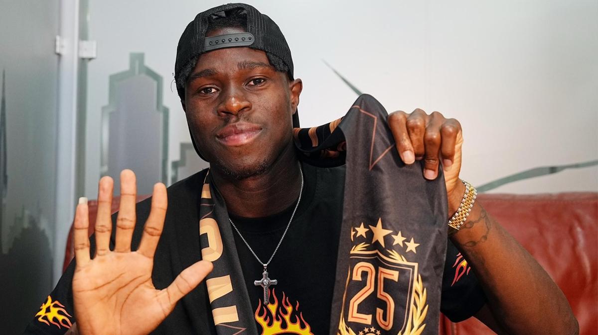 galatasaray transfer ampiyonlar ligi wilfried singo fotoraflar resimleri