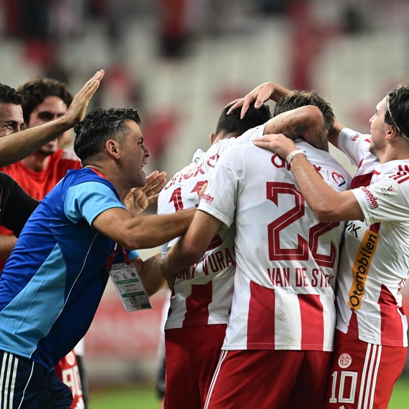 Antalyaspor, Fatih Karagmrk' arlayacak
