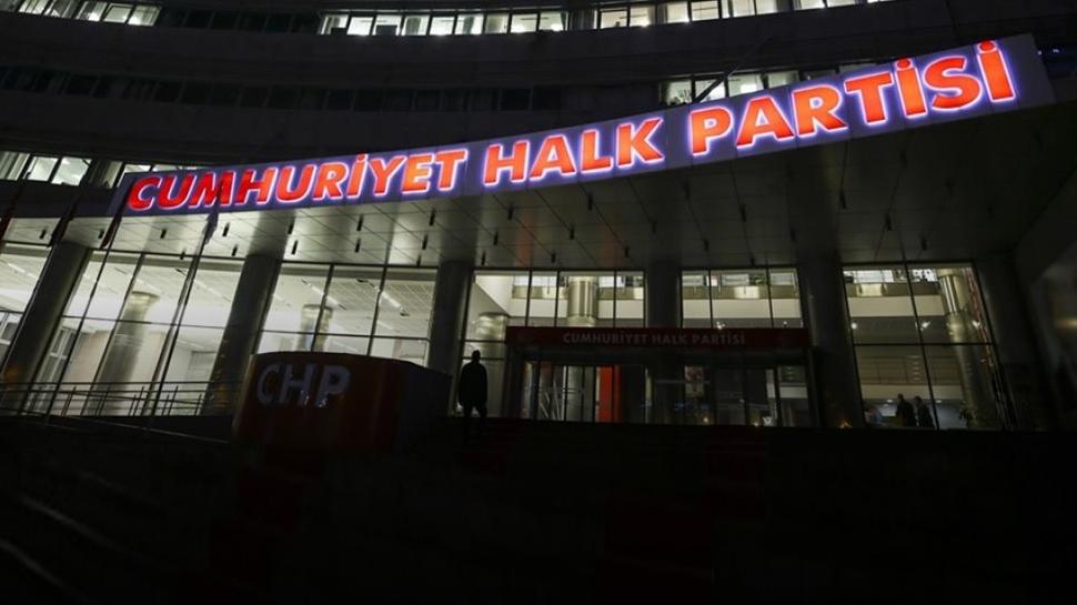 CHP'li ismin olu da AK Parti'ye geti! Muhalefette toplu istifa depremi