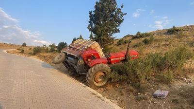 Bir anlk dikkatsizlik faciaya sebep oldu! Traktryle bebeini ezdi