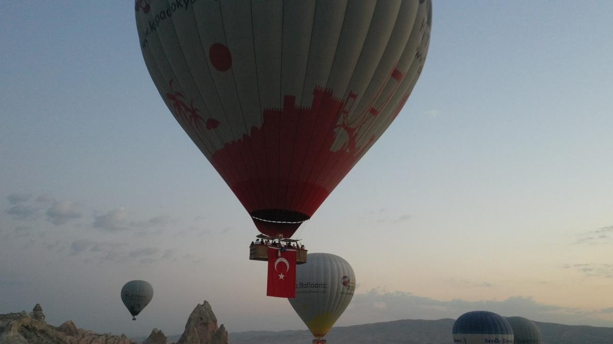 Kapadokya balonu  Zafer Bayram  Trk bayra fotoraflar resimleri
