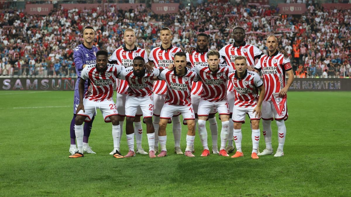 samsunspor konferans ligi futbol fotoraflar resimleri