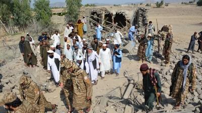 Afganistan 6 byklnde deprem ile sarsld: Yzlerce l, binlerce yaral var