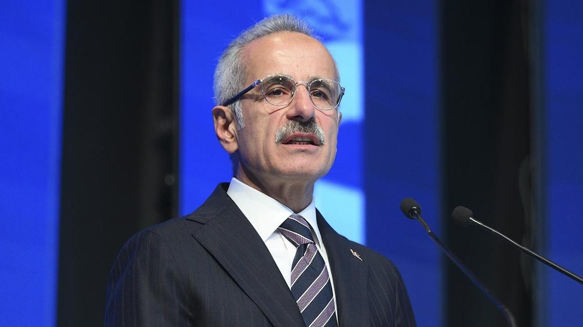 Ulatrma ve Altyap Bakan Abdulkadir Uralolu Bakan Uralolu Abdulkadir Uralolu fotoraflar resimleri