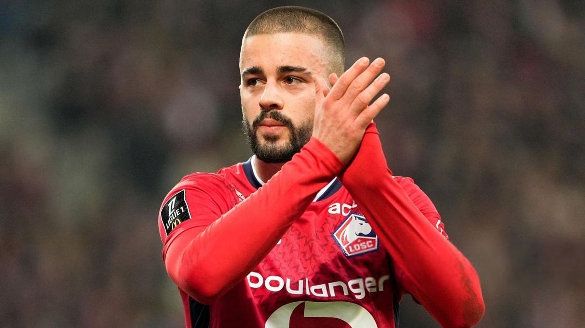 juventus edon zhegrova transfer fotoraflar resimleri