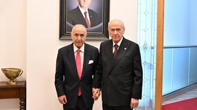 MHP Genel Bakan Baheli eski TBMM Bakanlarndan Hikmet etin ile grt