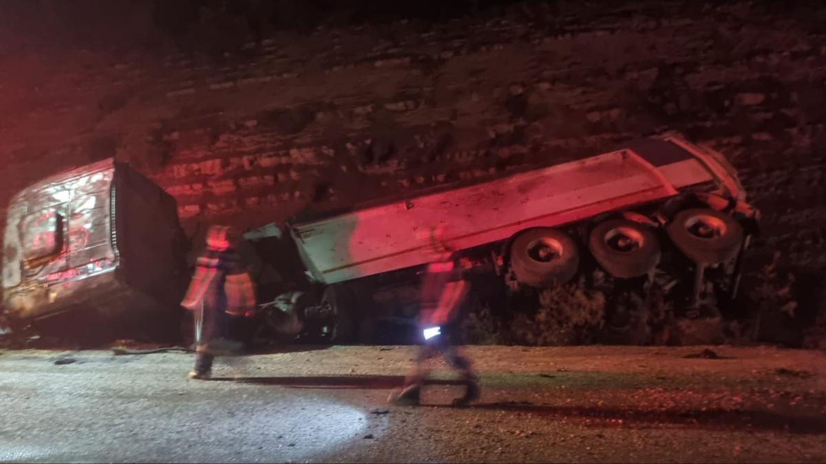 adana Kamyon kaza fotoraflar resimleri