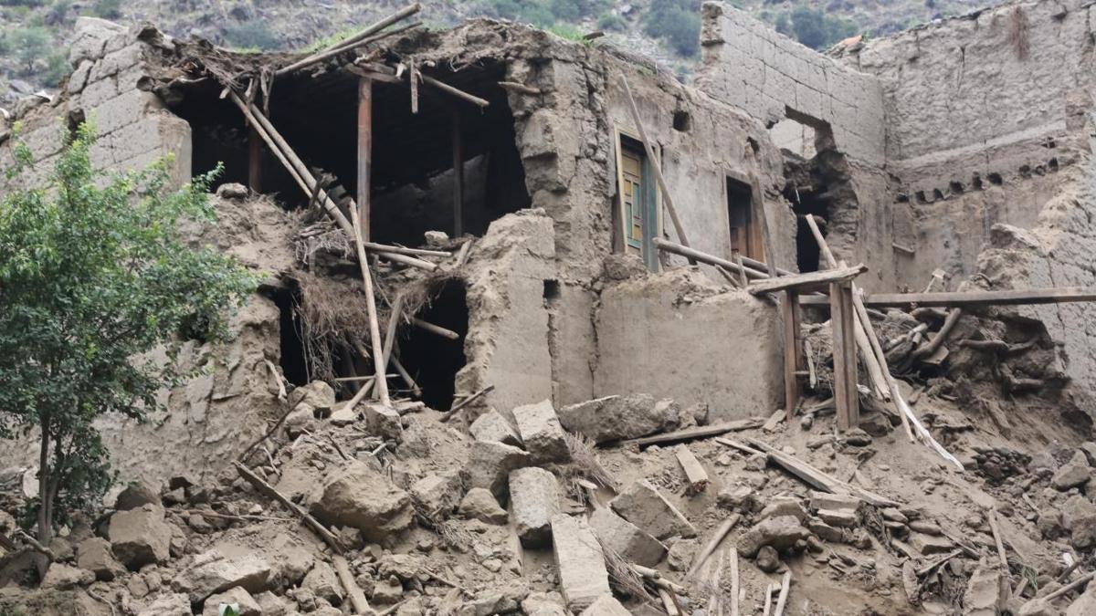 Afganistan deprem Kunar deprem Celalabad deprem fotoraflar resimleri