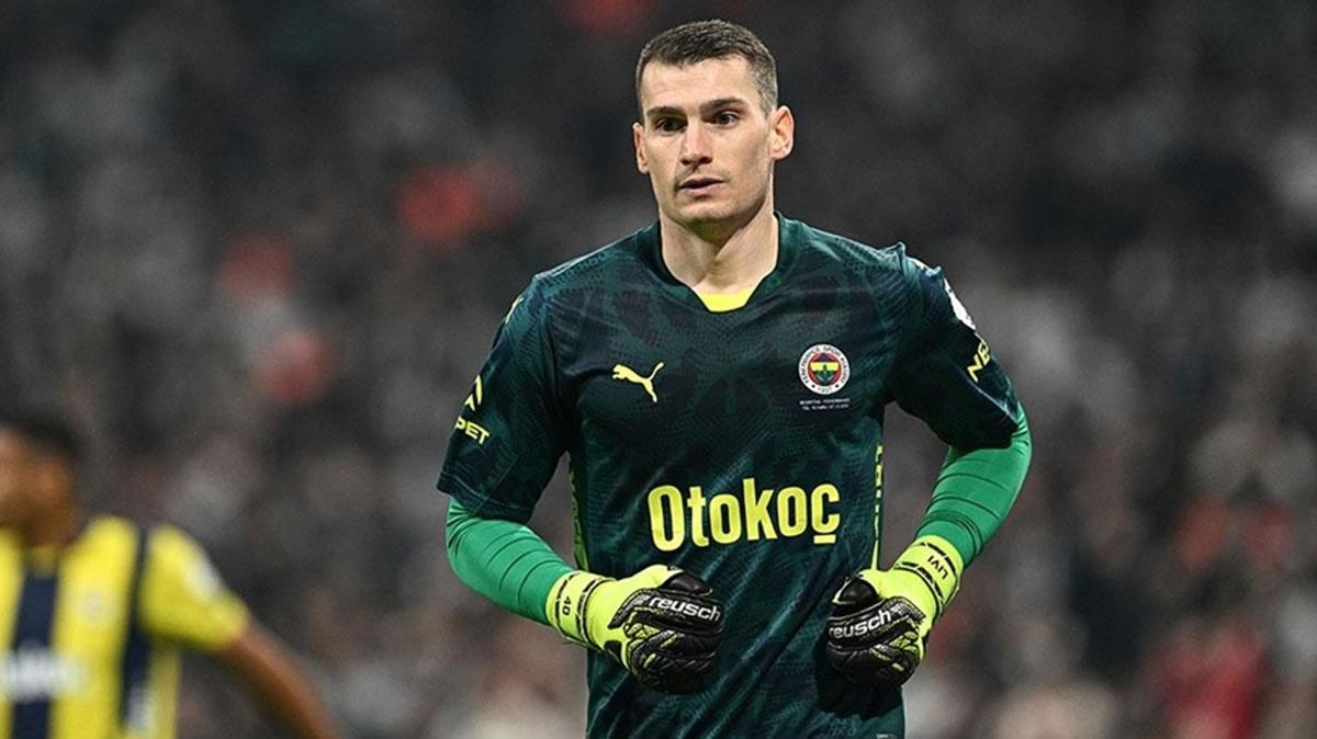 Fenerbahe Dominik Livakovic Girona Kiralama fotoraflar resimleri