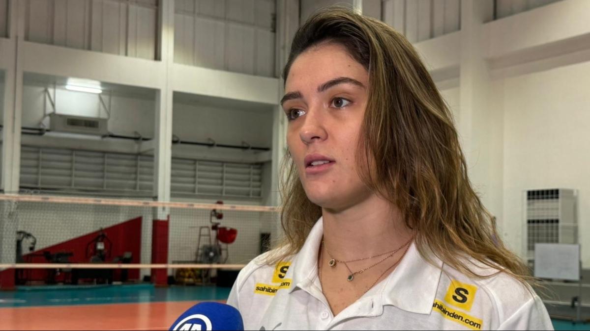 Zehra Gne Yaprak Erkek Voleybol fotoraflar resimleri