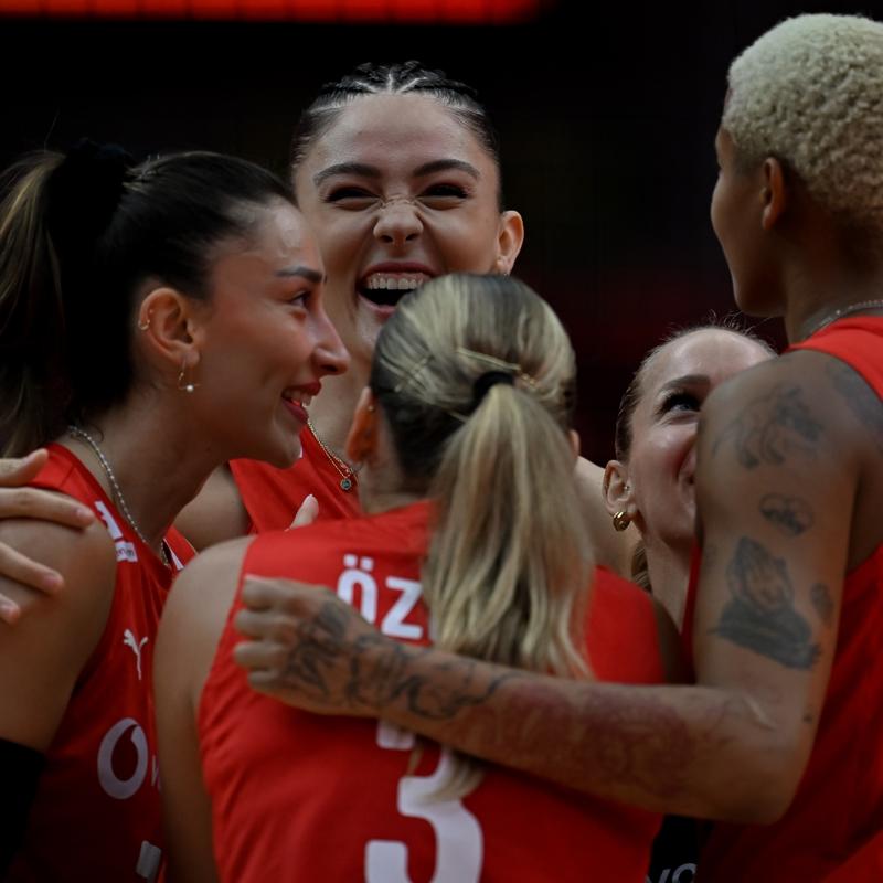 Filenin Sultanlar final iin sahaya kyor! Rakip Japonya
